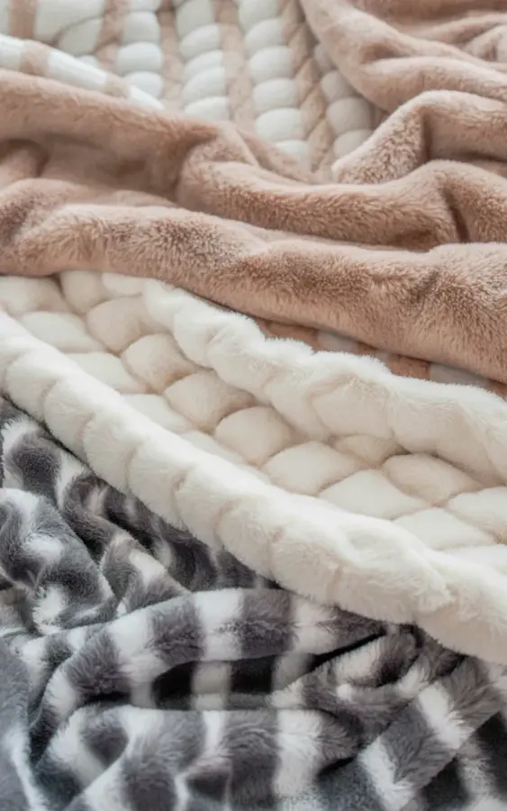 The #1 Throw Blanket Layering Mistake | Mix Textures for Cozy Neutral Decor